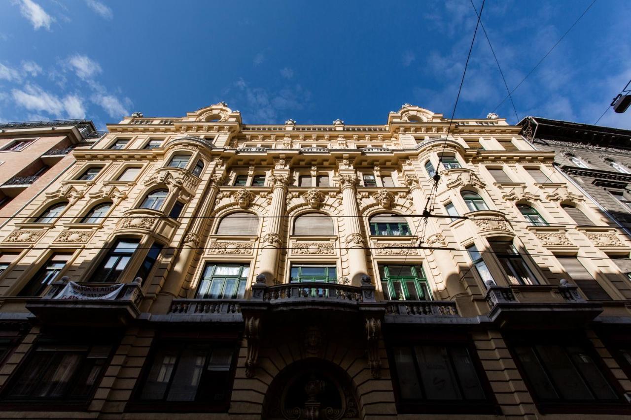 Stylish Central Apartment For The Best City Break Budapest Exterior photo